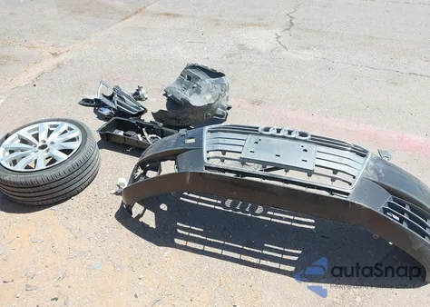 2017 Audi A4 2.0T Premium z USA, uszkodzony, nr VIN WAUGNAF41HN012041